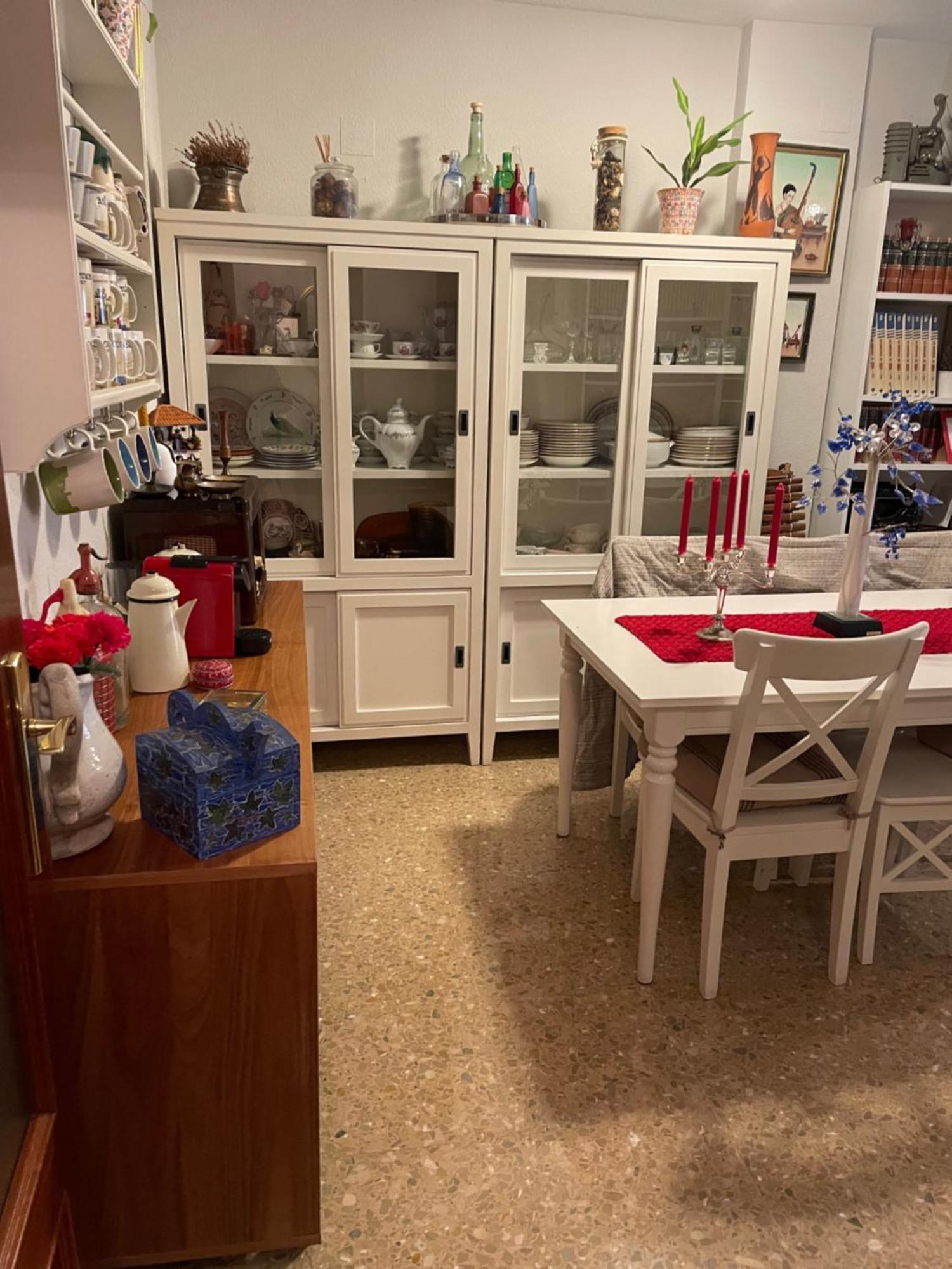 Chica En Vivienda Compartida Con Anfitrion Hombre Appartement