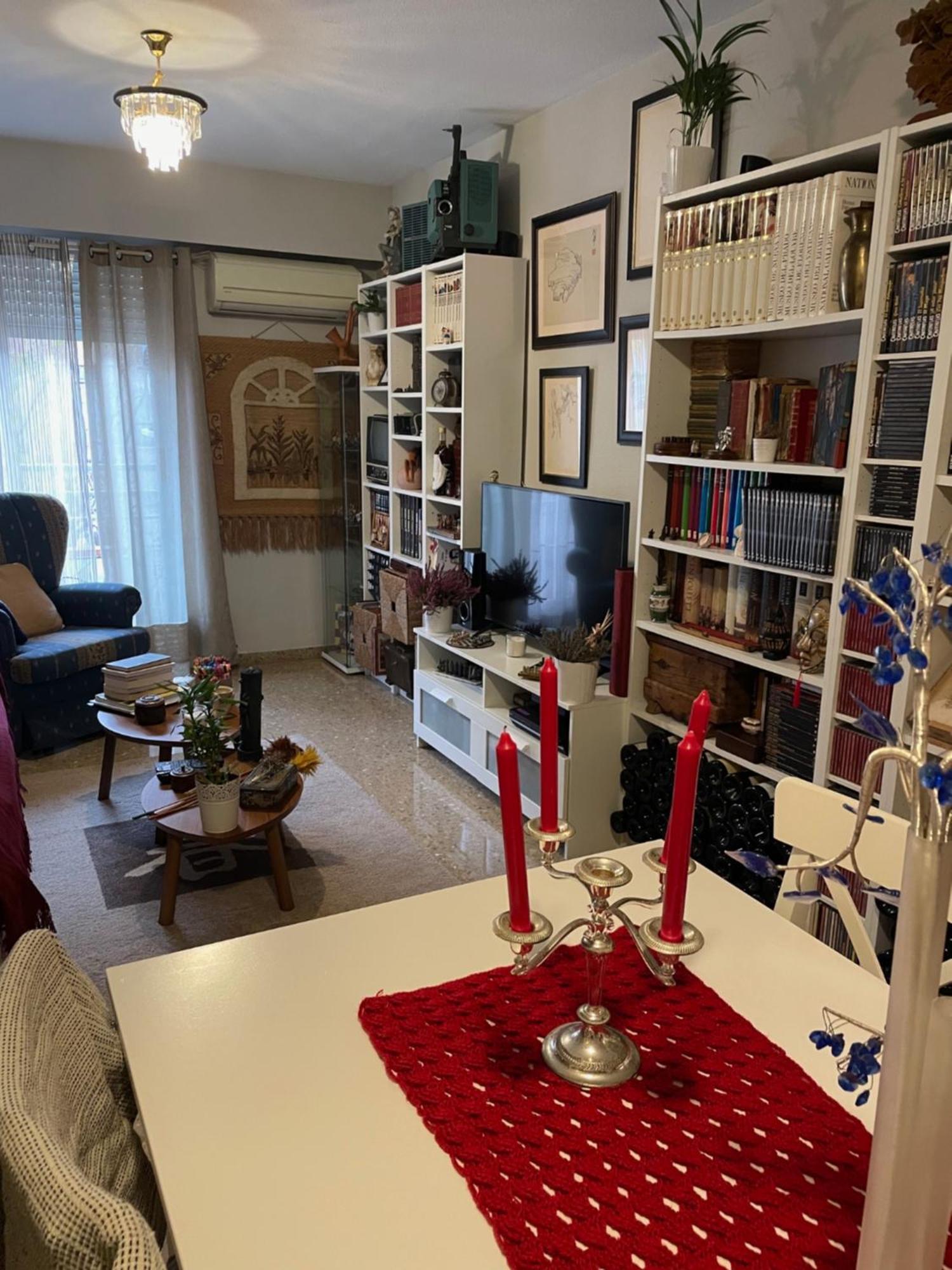 Appartement Chica En Vivienda Compartida Con Anfitrion Hombre
